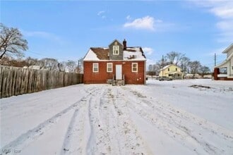 1504 14th St SE in Canton, OH - Building Photo - Building Photo