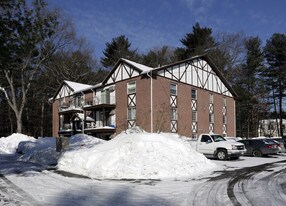 Tudor Crest Estates Apartamentos