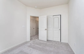 14514 Hanford Ln in Westfield, IN - Foto de edificio - Building Photo