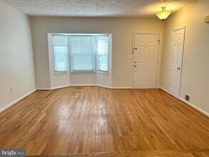 898 Bayridge Dr in Gaithersburg, MD - Building Photo - Building Photo