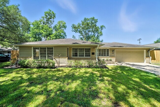 property at 808 Carol St