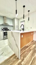 3005 1/2 NW 68th St, 9D in Fort Lauderdale, FL - Building Photo - Building Photo