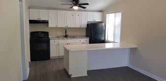 Amberlake Apartments in Acworth, GA - Building Photo