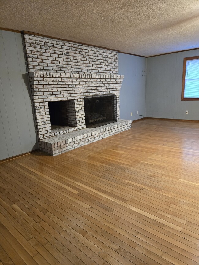 2300 Country Living Ln in Morehead City, NC - Building Photo - Building Photo