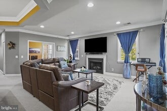 13868 Greendale Dr in Woodbridge, VA - Building Photo - Building Photo