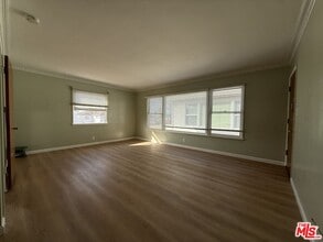 831 Austin Ave in Inglewood, CA - Building Photo - Building Photo