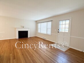 4657 Kugler Mill Rd in Cincinnati, OH - Building Photo - Building Photo