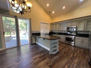 4216 Heritage Ct in Modesto, CA - Building Photo - Building Photo