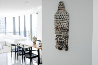 1010 Brickell Ave in Miami, FL - Building Photo - Building Photo