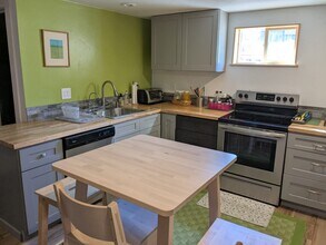 6915 Yates St, Unit Mother in law apt. in Westminster, CO - Foto de edificio - Building Photo