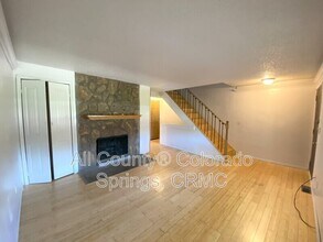 218 W Rockrimmon Blvd in Colorado Springs, CO - Building Photo - Building Photo