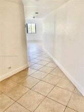 6601 SW 116th Ct, Unit 308 in Miami, FL - Building Photo - Building Photo