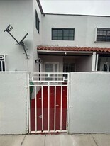 6211 SW 138th Ct in Miami, FL - Building Photo