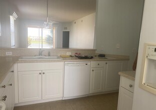 6838 Toland Dr in Melbourne, FL - Building Photo - Building Photo