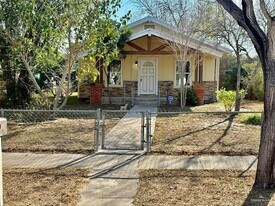 830 S Missouri Ave in Mercedes, TX - Building Photo