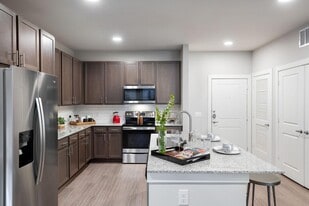 17198 Townes Rd in Friendswood, TX - Building Photo