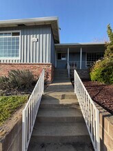 4806 Lodi Way in Castro Valley, CA - Building Photo - Building Photo