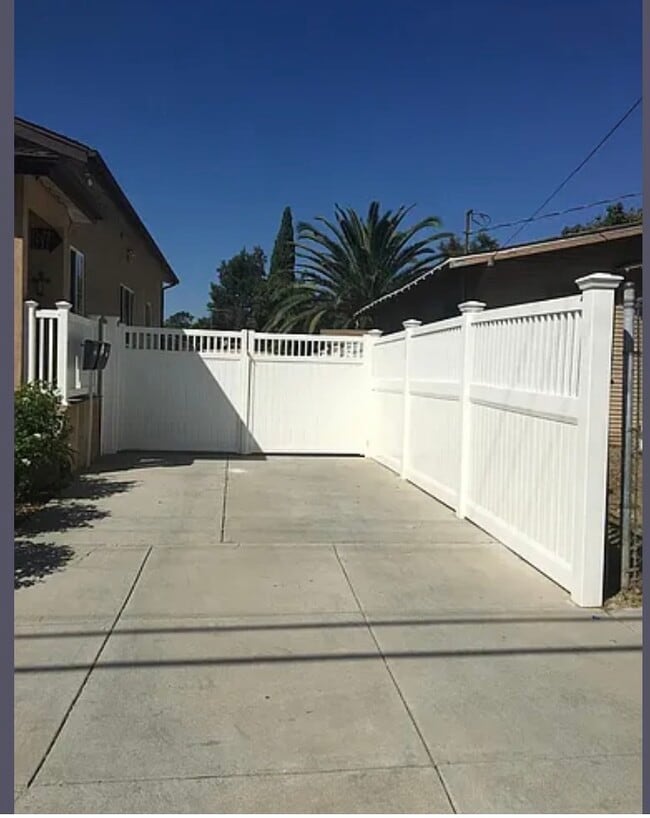 1529 Mohawk St in Los Angeles, CA - Foto de edificio - Building Photo