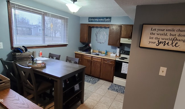 1765 3rd Ave NE in Owatonna, MN - Building Photo - Building Photo