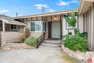 6204 S Corning Ave in Los Angeles, CA - Building Photo - Building Photo