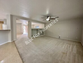 1082 W Sea Lion Dr in Tucson, AZ - Building Photo - Building Photo