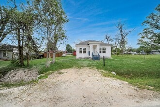 9210 Wheatley St in Houston, TX - Building Photo - Building Photo