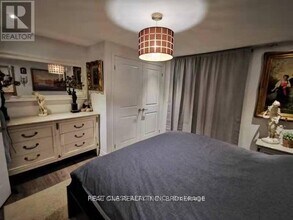 39 Shamokin Dr in Toronto, ON - Building Photo - Building Photo