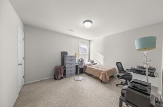 6804 SW Whitmarsh Rd in Bentonville, AR - Building Photo - Building Photo