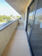 949 W 26th St in Los Angeles, CA - Building Photo - Building Photo