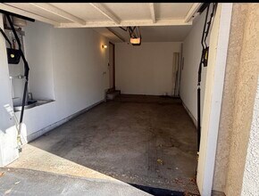 4240 Lost Hills Rd, Unit 3107 in Agoura Hills, CA - Foto de edificio - Building Photo