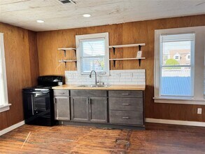 104 Bryan St in Houston, TX - Building Photo - Building Photo