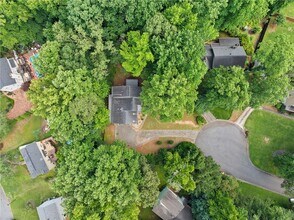 4528 Lashley Ct NE in Marietta, GA - Building Photo - Building Photo