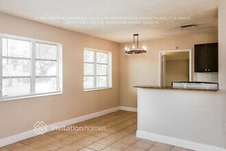 6020 NW 43rd Ave in Fort Lauderdale, FL - Foto de edificio - Building Photo