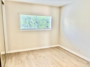 812 Westmount Dr in West Hollywood, CA - Building Photo - Building Photo