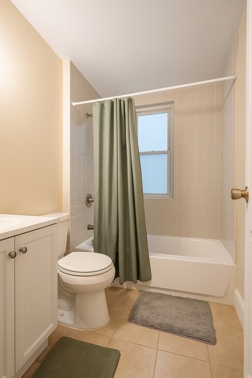 19 Bucknam St, Unit 2 in Boston, MA - Building Photo - Building Photo