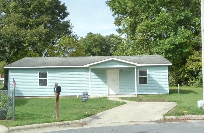 property at 124 Franklin St