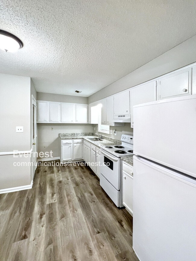3606 Clearbrook St in Memphis, TN - Building Photo - Building Photo