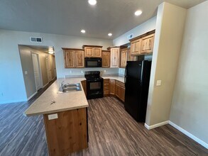 426 W 200 N St in Springville, UT - Building Photo - Building Photo