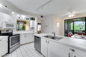 6510 Valen Way in Naples, FL - Building Photo - Building Photo
