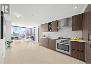 4720-4720 Lougheed Hwy. in Burnaby, BC - Building Photo - Building Photo
