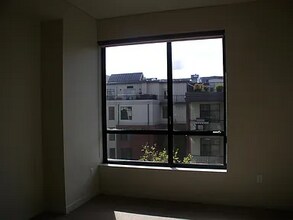 922 NW 11th Ave in Portland, OR - Foto de edificio - Building Photo