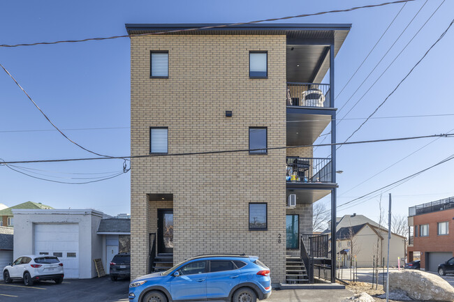 28 Saint-Florent St in Gatineau, QC - Building Photo - Building Photo