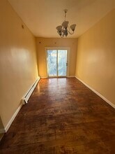 290 Ege Ave in Jersey City, NJ - Building Photo - Building Photo