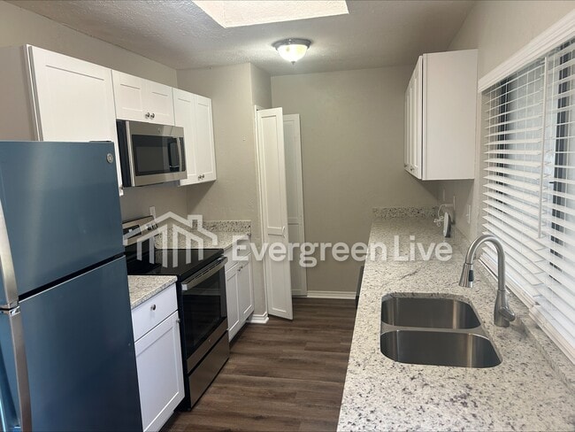 9546 Sophora Dr in Dallas, TX - Building Photo - Building Photo