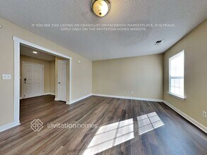 1460 Summer Coach Dr in Charlotte, NC - Building Photo - Building Photo