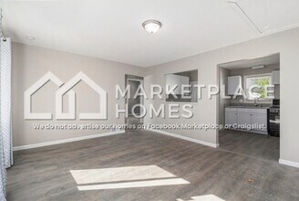 22375 Eastwood Ave in Warren, MI - Building Photo - Building Photo