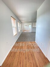 8016 Meadow View Tr in Fort Worth, TX - Building Photo - Building Photo