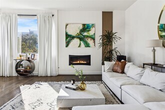 306 W Pierce St in Houston, TX - Building Photo - Building Photo