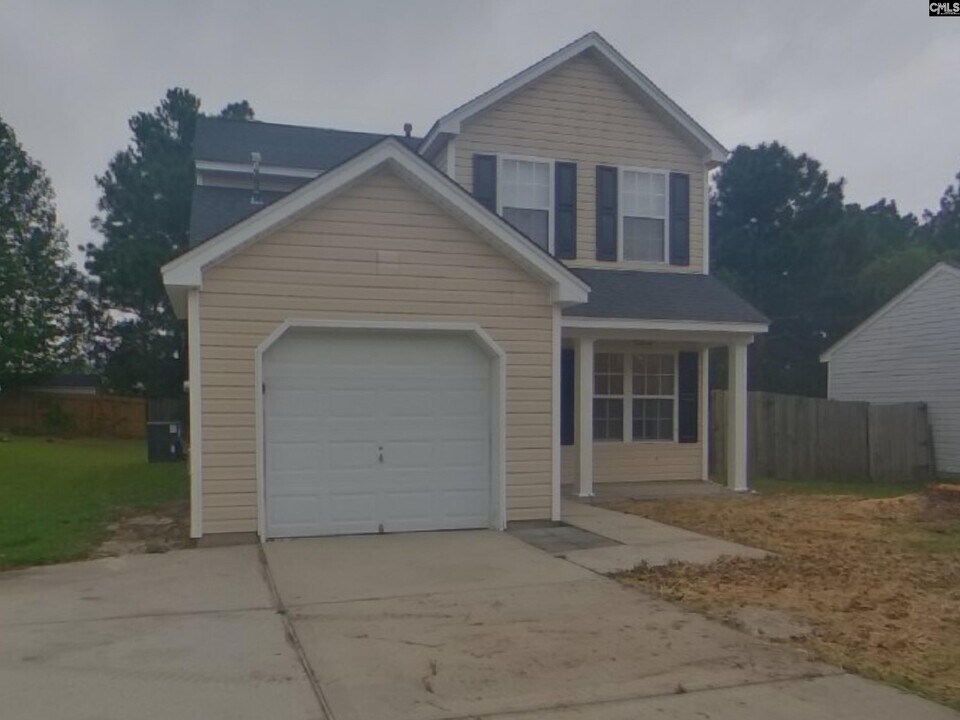 121 Riglaw Cir in Lexington, SC - Building Photo