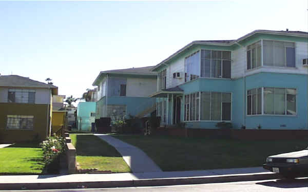 4156 Marlton Ave in Los Angeles, CA - Building Photo